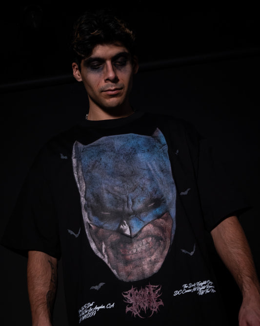 FRANK MILLER'S DARK KNIGHT 'LIMITED' OVERSIZED TEE IN BLACK
