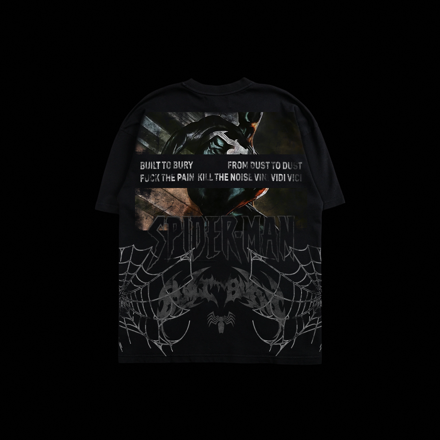 THE BLACK SUIT II '1 OF 500' OS TEE IN BLACK