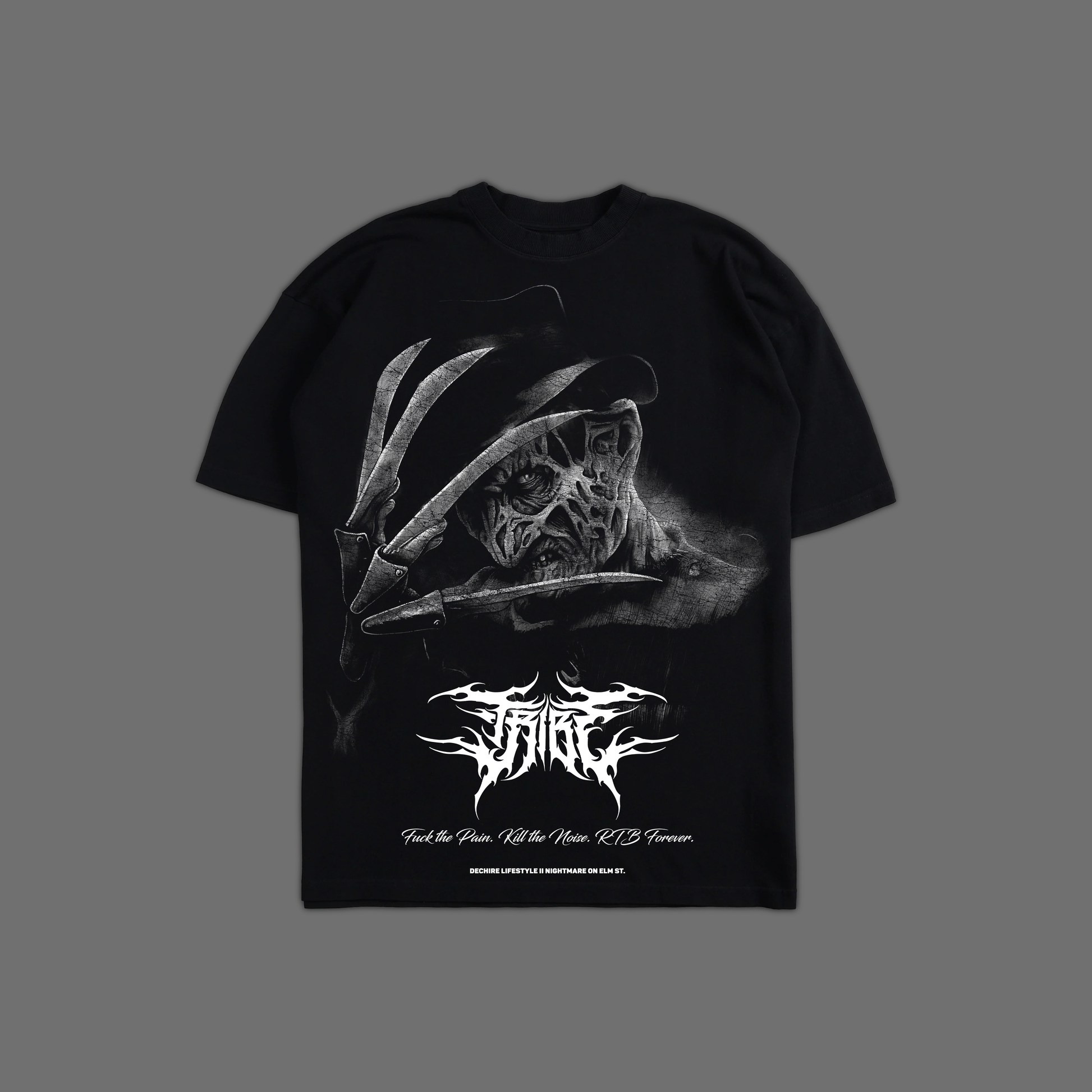 NIGHTMARE ON ELM ST. '1 OF 200' OVERSIZED TEE IN BLACK